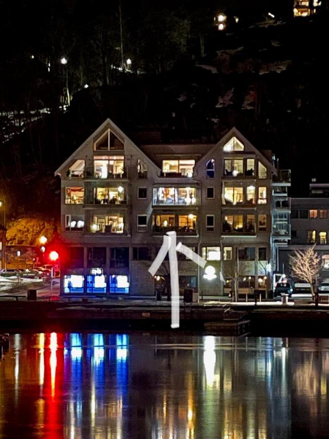 Holmestrand, Leilighet Pa Bryggekanten Exterior foto